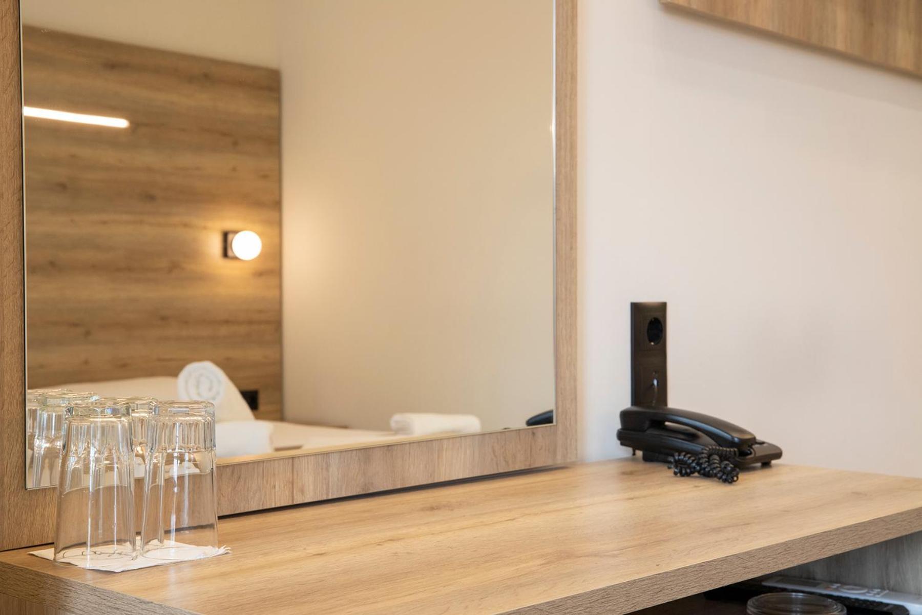 Dafni Plus Hotel 렙토카리아 외부 사진